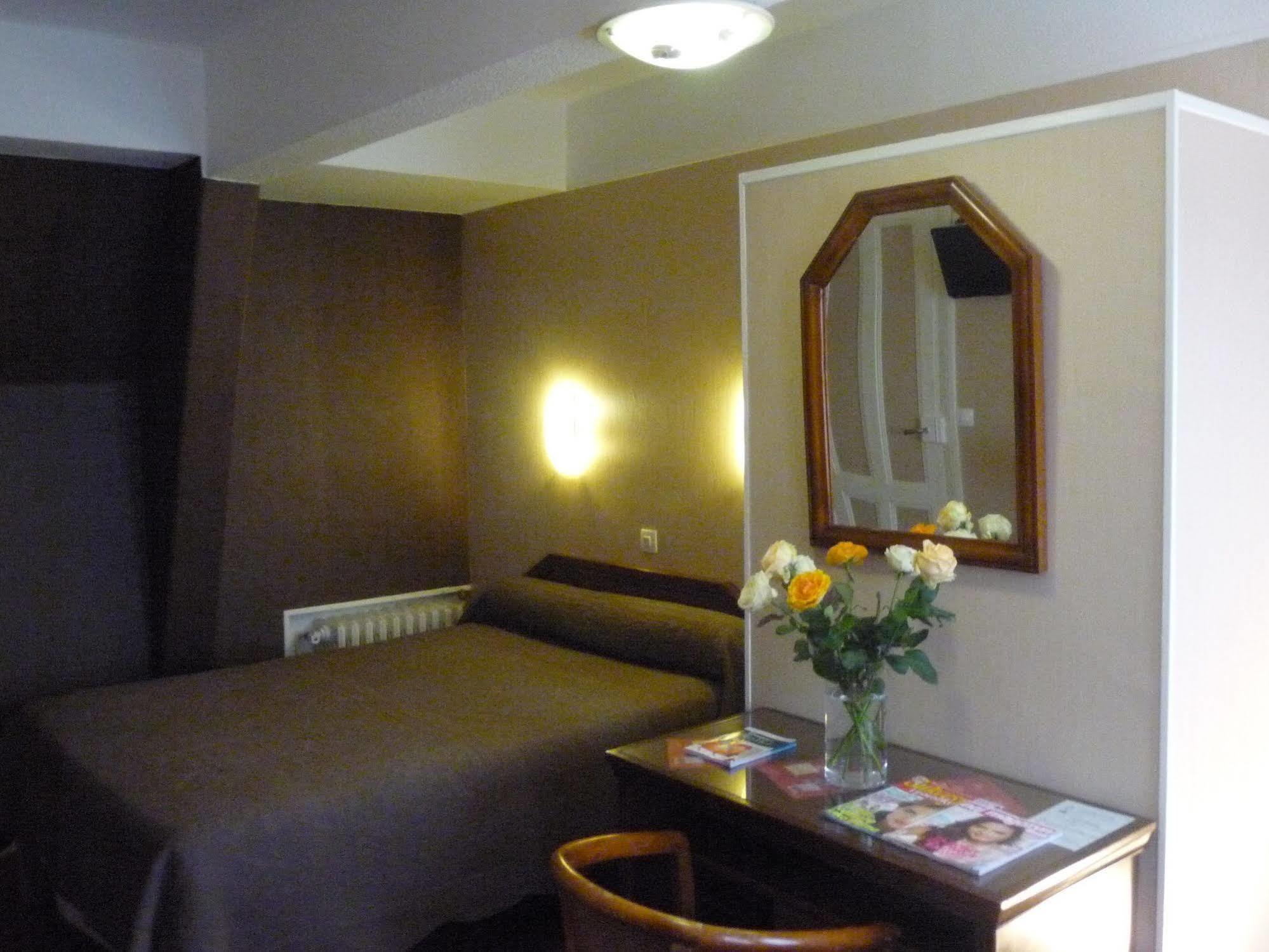 Hotel Ambassadeur Παρίσι Εξωτερικό φωτογραφία